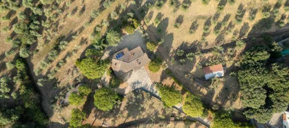 4 bedrooms Villa in Cortona, Italy No. 54135 6