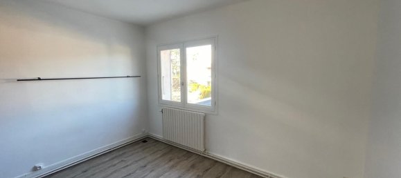 3 Schlafzimmer Haus in Tarare, France, Nr. 202520 9