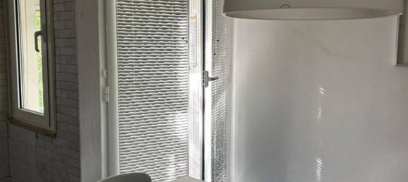 Квартира с 1 спальней в Понтедера, Италия № 261786 8