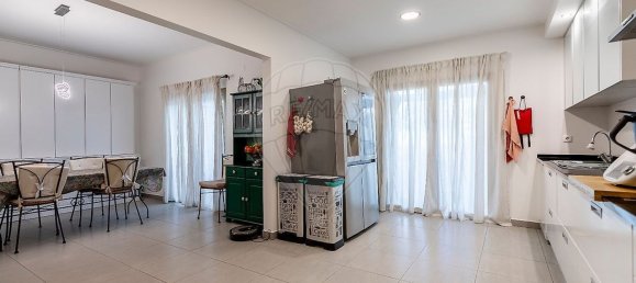 3 bedrooms House in Torres Vedras, Portugal No. 49784 13