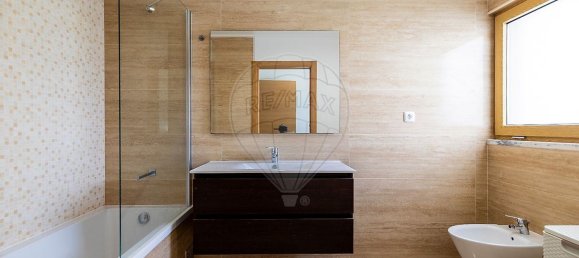 3 bedrooms House in Torres Vedras, Portugal No. 49784 20