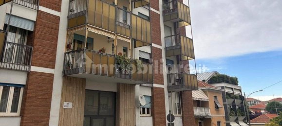 Apartamento de 2 dormitorios en Pinerolo, Italy No. 294581 9