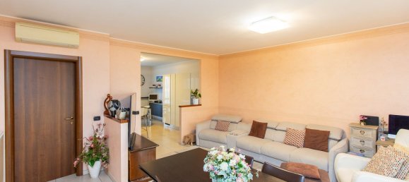 3-Zimmer Doppelhaus in Vanzaghello, Italy, Nr. 25168 31