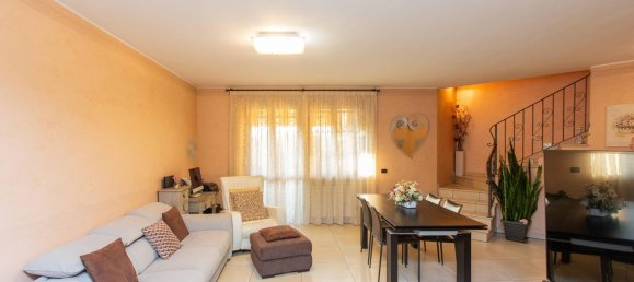 3-Zimmer Doppelhaus in Vanzaghello, Italy, Nr. 25168 5