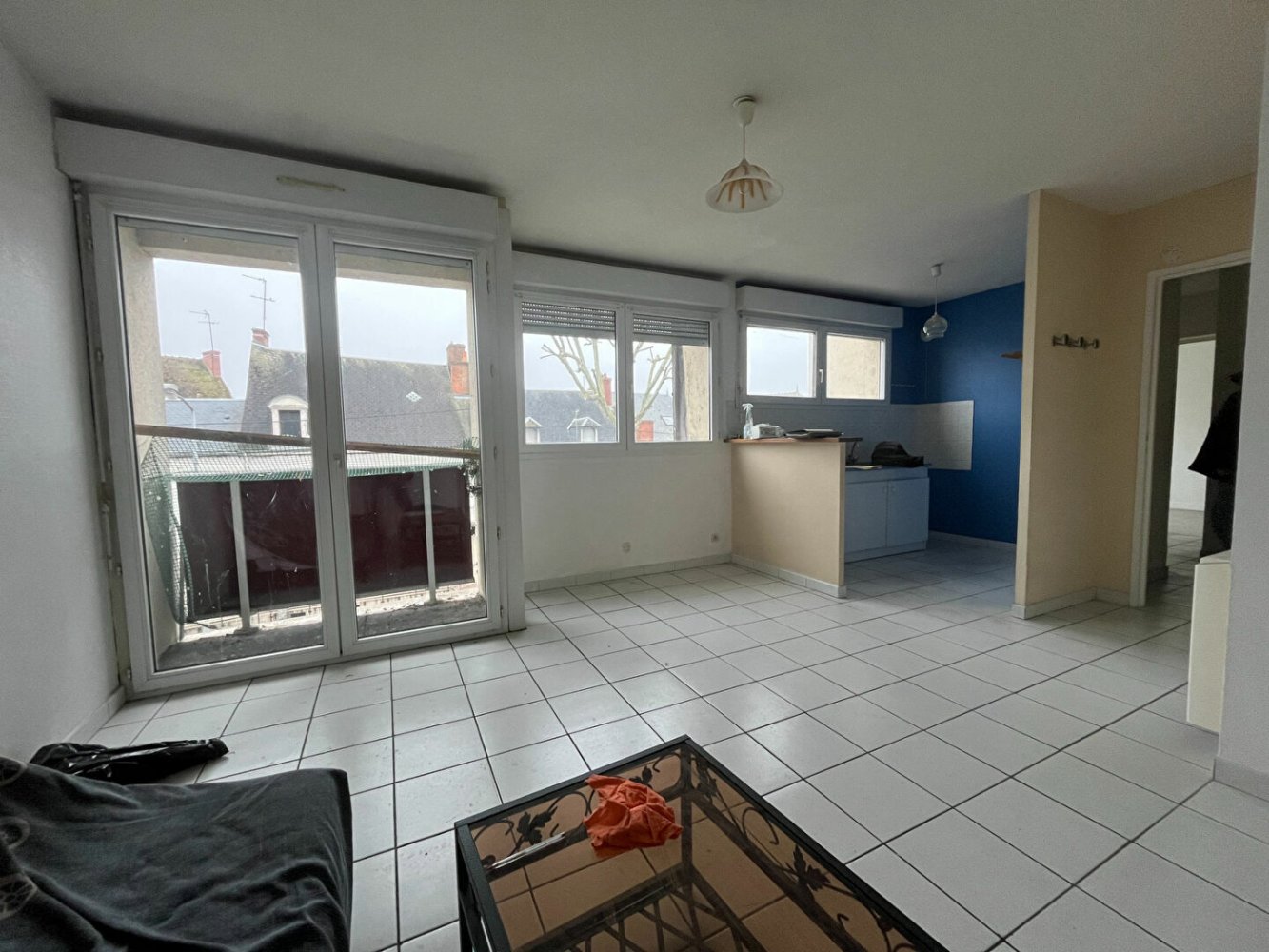 2 chambres Appartement à Saint-Florent-sur-Cher, France No. 77773