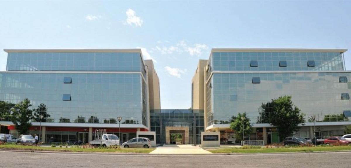 80m² Office in Esteban Echeverria, Argentina No. 28617