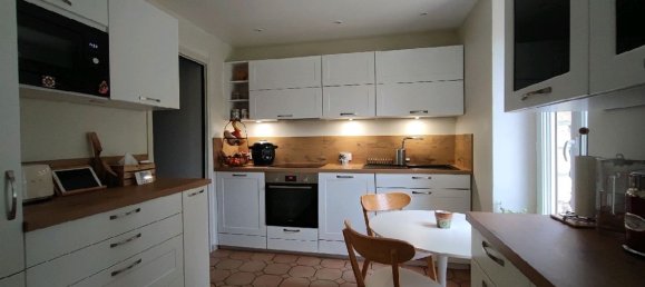 4 bedrooms House in Nesles-la-Vallee, France No. 169619 7