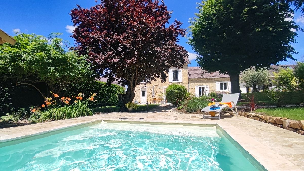 4 bedrooms House in Nesles-la-Vallee, France No. 169619