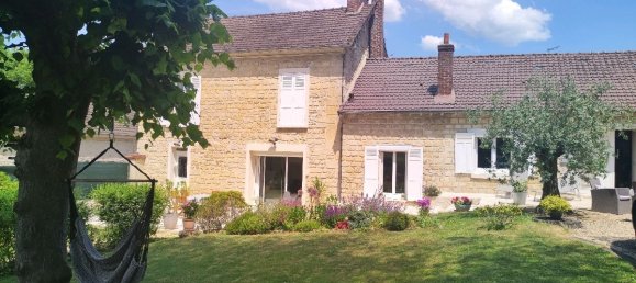 4 bedrooms House in Nesles-la-Vallee, France No. 169619 2