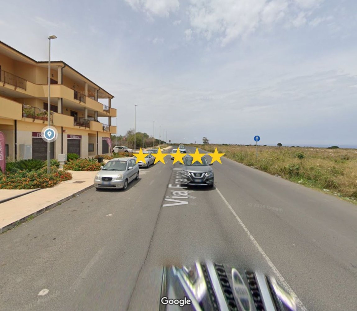 Apartamento de 5 habitaciónes en Syracuse, Italy No. 242806