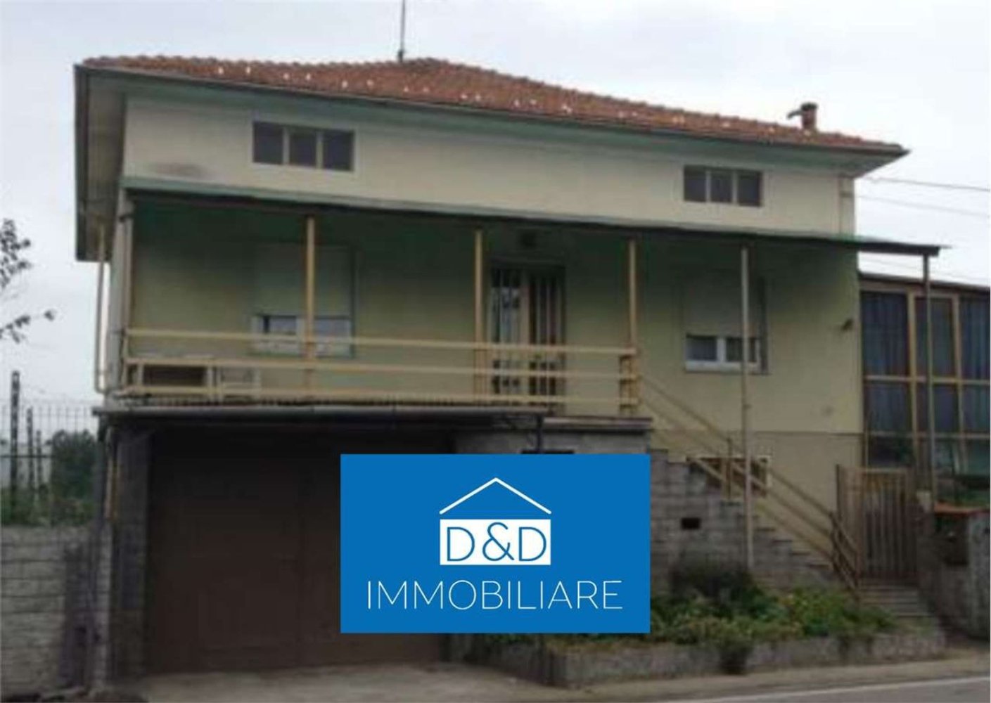 8 rooms Apartment in Gattico-Veruno, Italy No. 1912