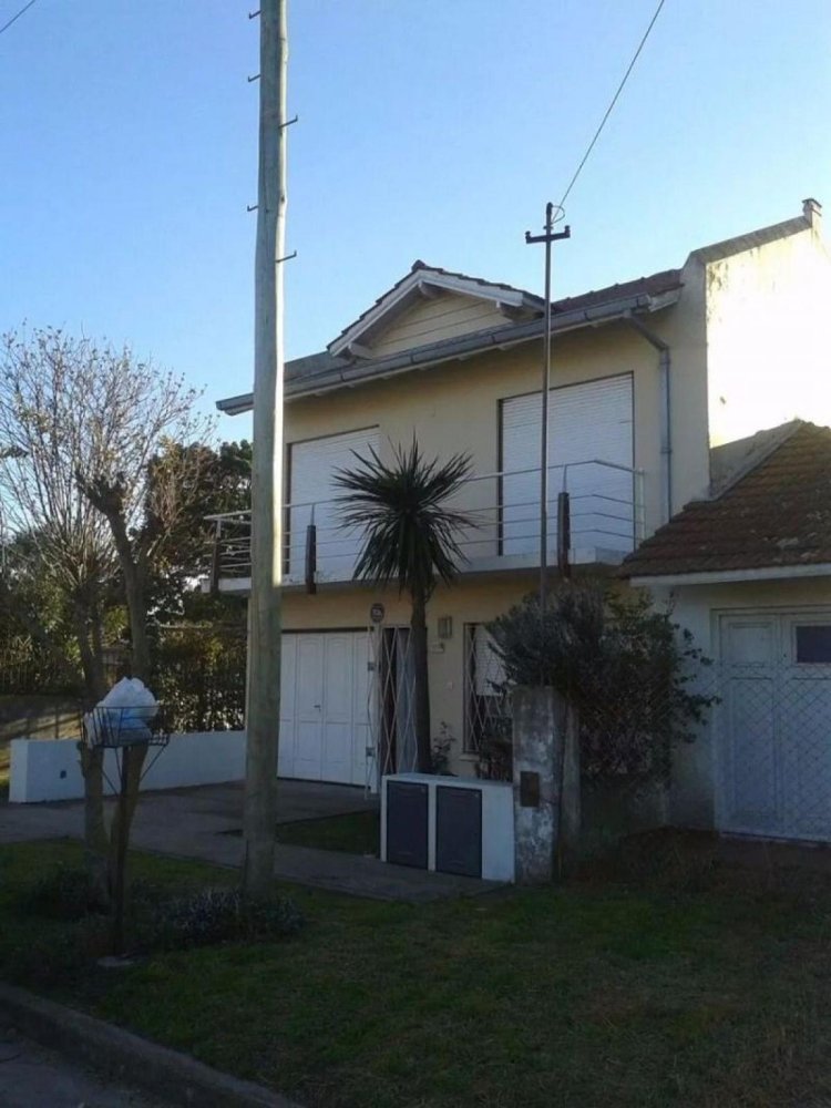 3 bedrooms Apartment in Mar del Plata, Argentina No. 93345