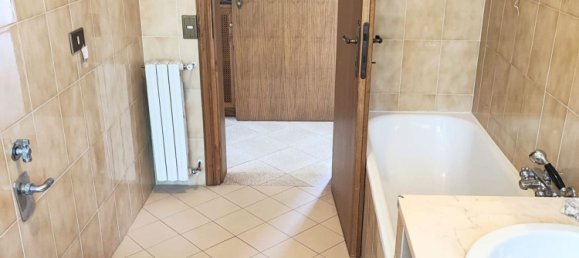 8 rooms House in Figline e Incisa Valdarno, Italy No. 145554 9