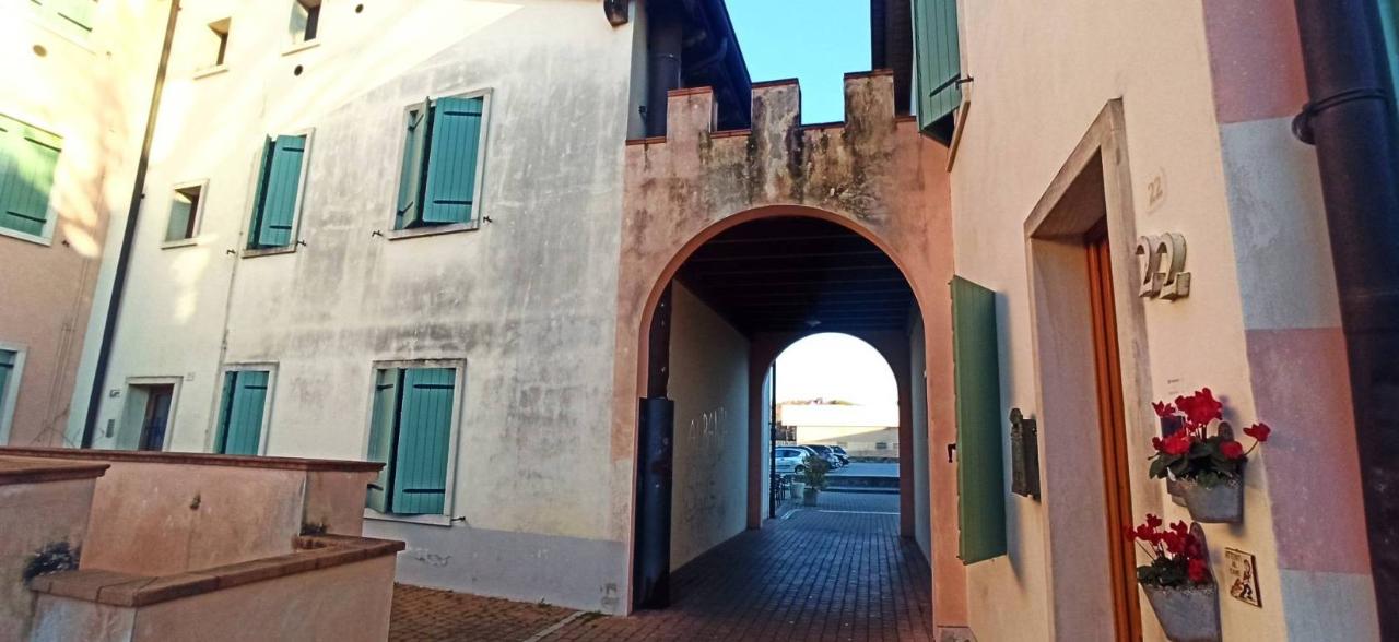 2 rooms Apartment in Valeggio sul Mincio, Italy No. 27083