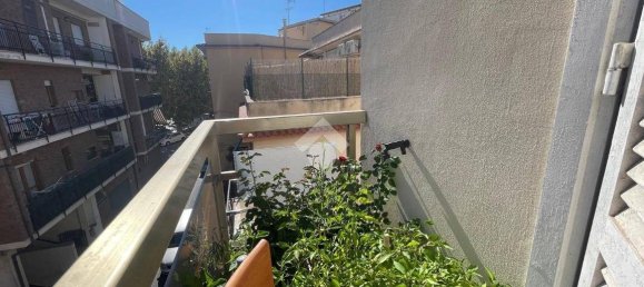 Apartamento T2 em Nettuno, Italy N.º 301270 24