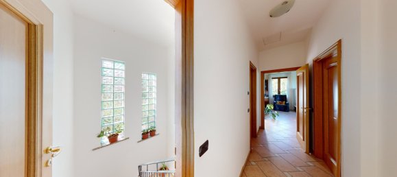 3 Schlafzimmer Villa in Roè Volciano, Italy, Nr. 124841 15