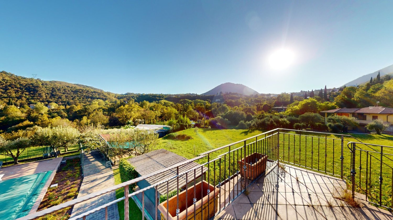 3 Schlafzimmer Villa in Roè Volciano, Italy, Nr. 124841