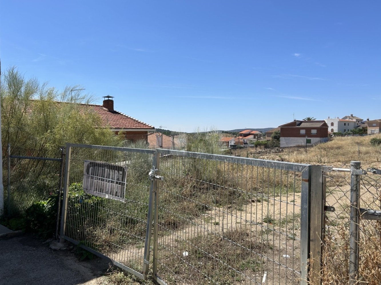 1730m² Land in Navas del Rey, Spain No. 103959