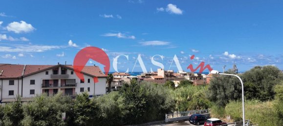 2 Schlafzimmer Wohnung in Sant'Agata di Militello, Italy, Nr. 266409 8