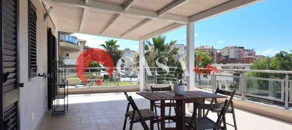 2 Schlafzimmer Wohnung in Sant'Agata di Militello, Italy, Nr. 266409 7