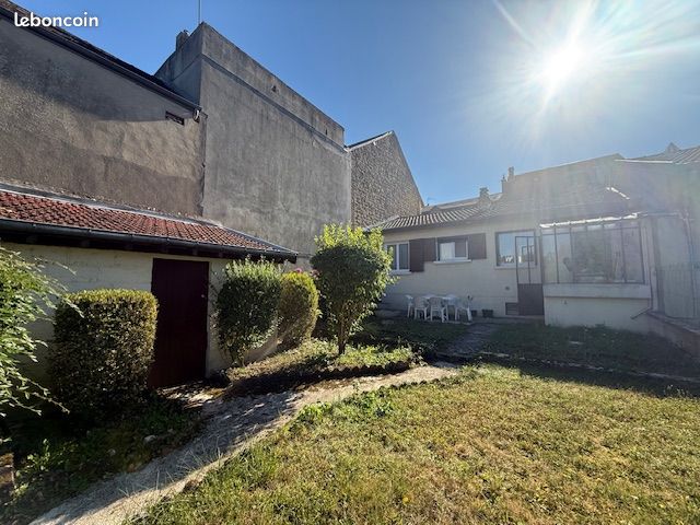 Casa T2 em Charleville-Mezieres, France N.º 338409