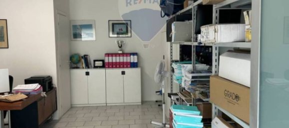 1-Zimmer Büro in Pescara, Italy, Nr. 93628 14