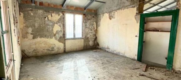 11 rooms Apartment in Naples, Italy No. 64591 13