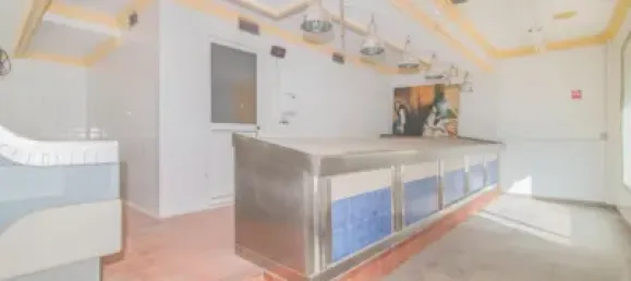 82m² Commercial property in Armilla, Spain No. 97871 7