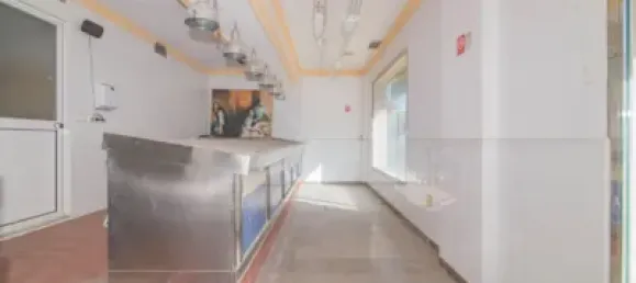 82m² Commercial property in Armilla, Spain No. 97871 6