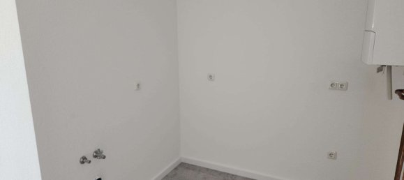 Квартира с 2 спальнями в Бремерхафен, Германия № 61800 5