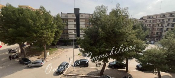 Квартира с 3 комнатами в Фоджа, Италия № 42273 4