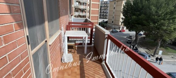 Квартира с 3 комнатами в Фоджа, Италия № 42273 2