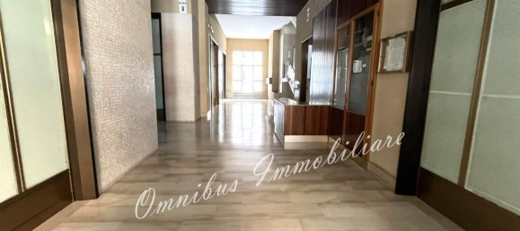 Квартира с 3 комнатами в Фоджа, Италия № 42273 31