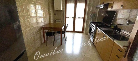 Квартира с 3 комнатами в Фоджа, Италия № 42273 6