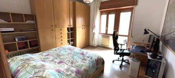 Квартира с 3 комнатами в Фоджа, Италия № 42273 15