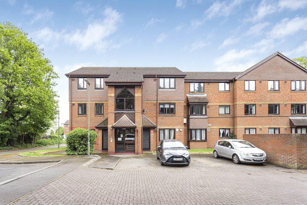 1 bedroom Apartment in Surrey, United Kingdom No. 8620