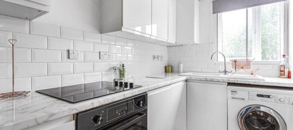 1 bedroom Apartment in Surrey, United Kingdom No. 8620 3