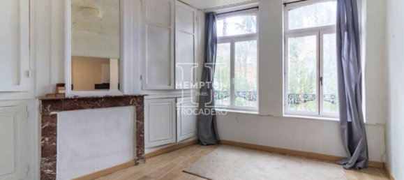 562m² Building in Lille, France No. 79492 6