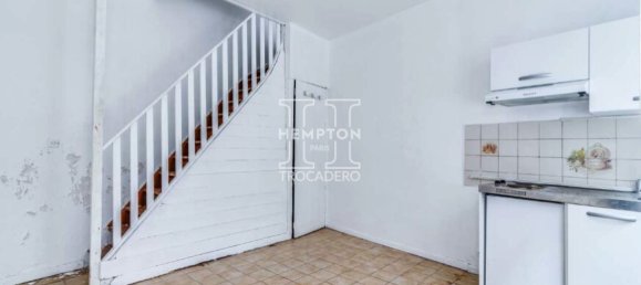 562m² Building in Lille, France No. 79492 9