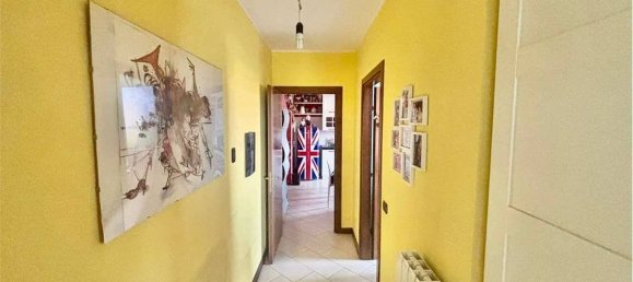 Apartamento de 3 habitaciónes en San Giuliano Milanese, Italy No. 337910 5
