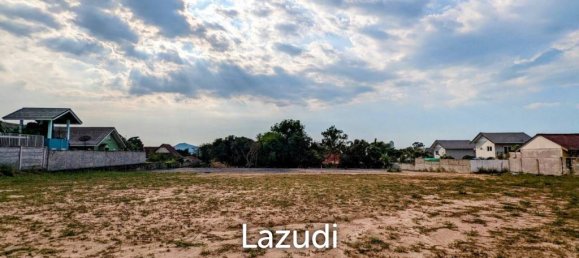 2284m² Commercial property in Bang Sare, Thailand No. 15714 4