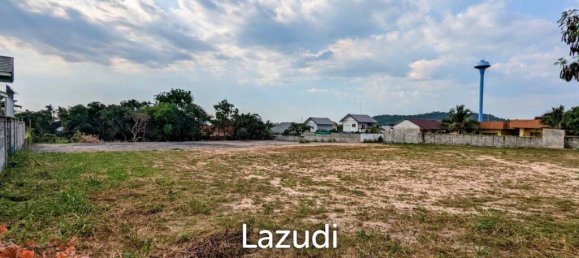 2284m² Commercial property in Bang Sare, Thailand No. 15714 3