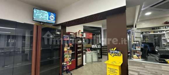 5 rooms Commercial property in Varano Borghi, Italy No. 159997 7