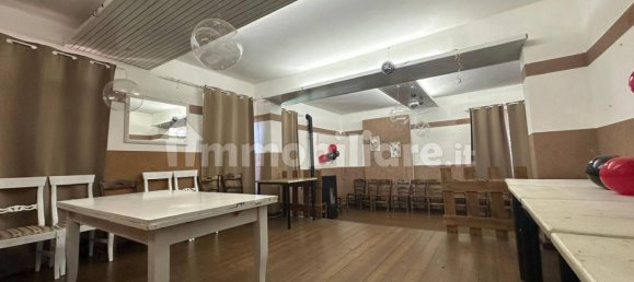 5 rooms Commercial property in Varano Borghi, Italy No. 159997 15