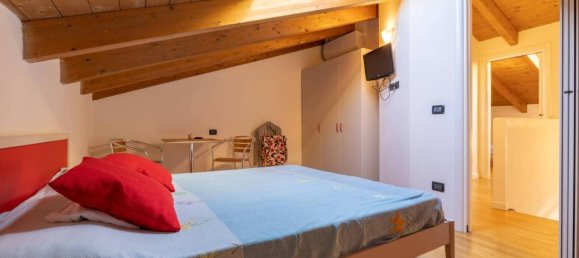 5غرفة منزل ذو طابقين في Pianello del Lario, Italy رقم 158097 16