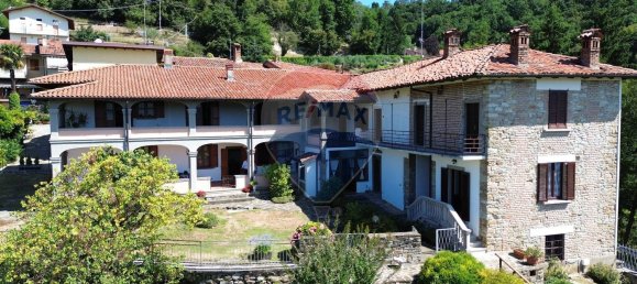 8 rooms House in Pontida, Italy No. 292536 3