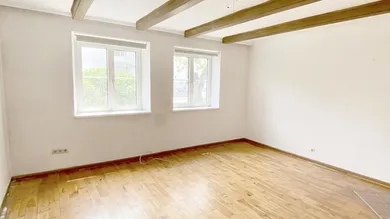 5غرفة شقة في Innsbruck-Stadt, Austria رقم 161686