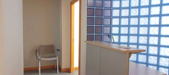 Propiedad comercial en Santander, Spain 95 m² No. 92415 15