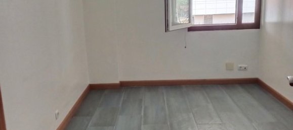 Propiedad comercial en Santander, Spain 95 m² No. 92415 6