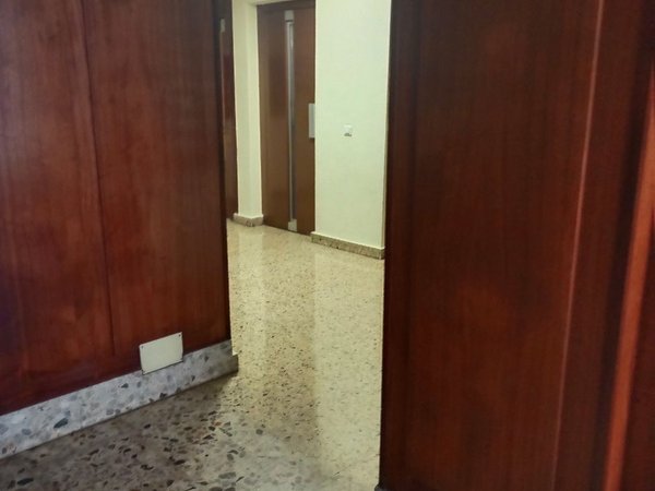 Propiedad comercial en Santander, Spain 95 m² No. 92415